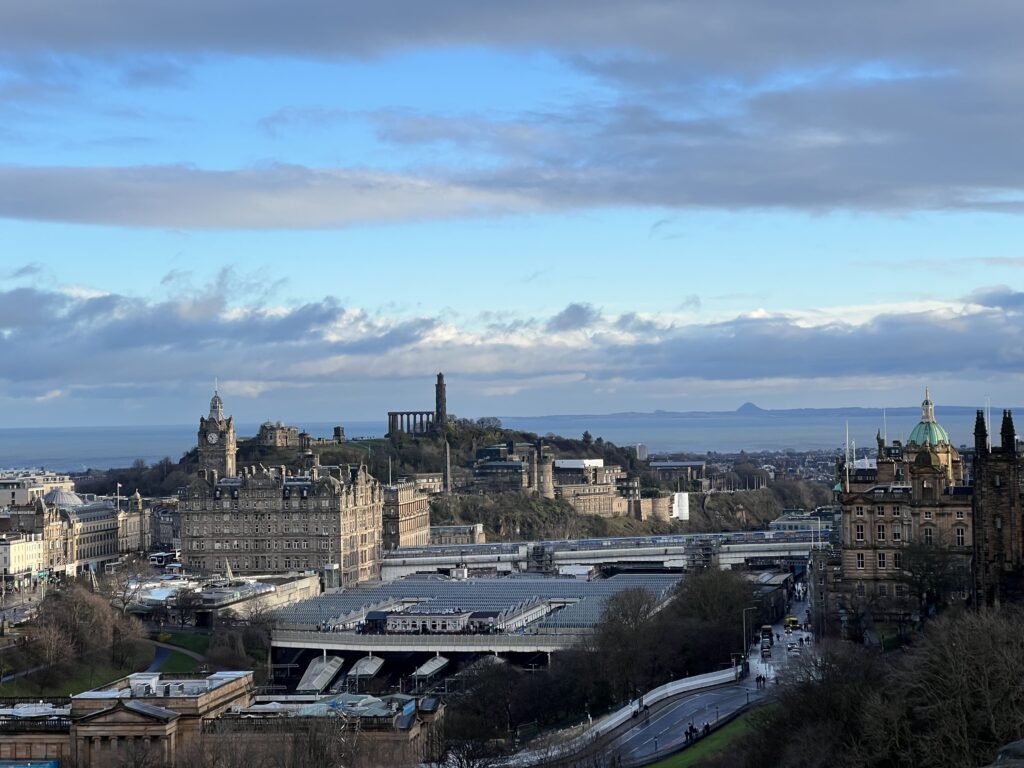 luoghi che hanno ispirato harry potter: il castello di edimburgo