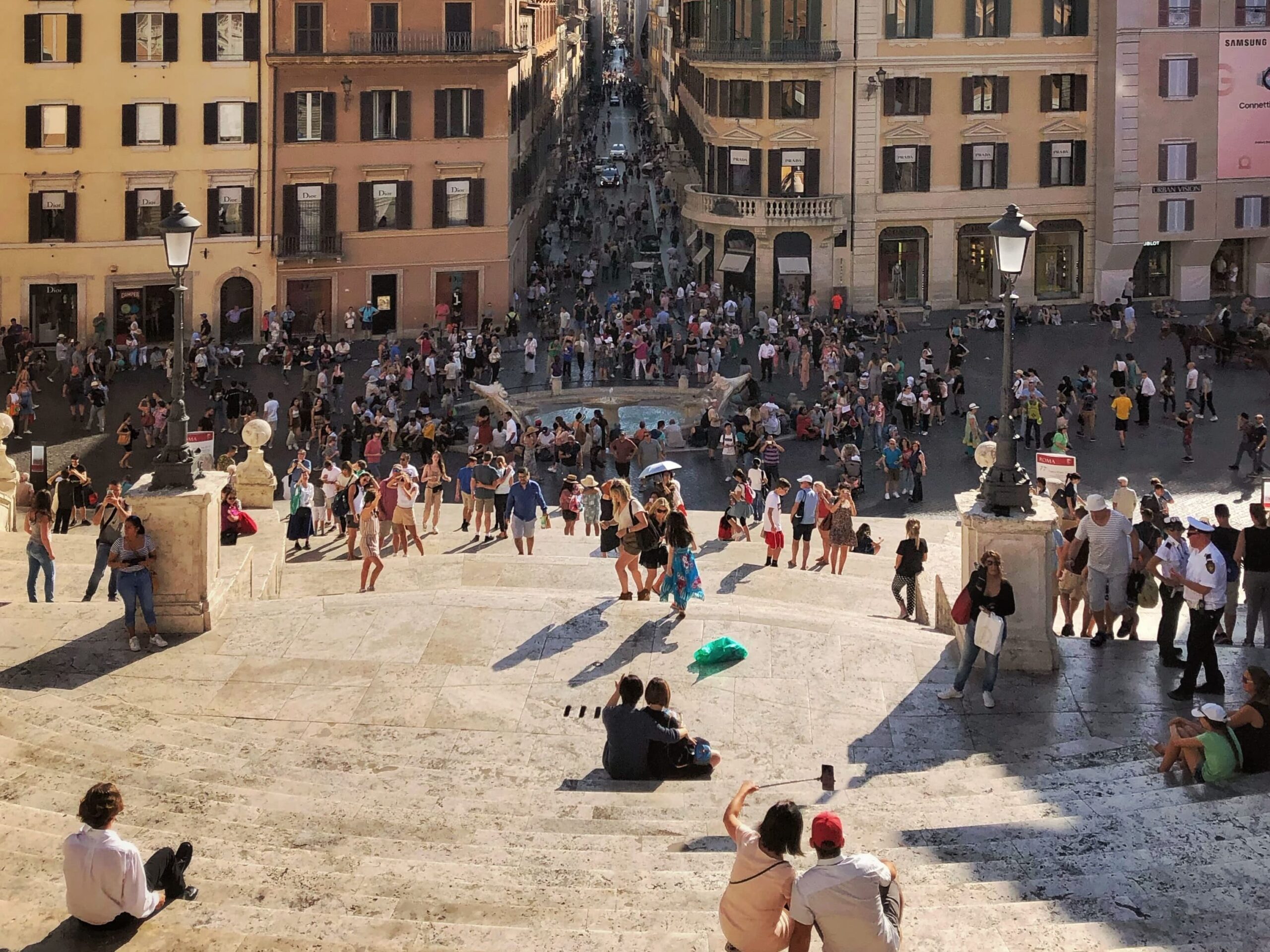 cose da non fare a Roma: trattare la città come un parcogiochi per turisti