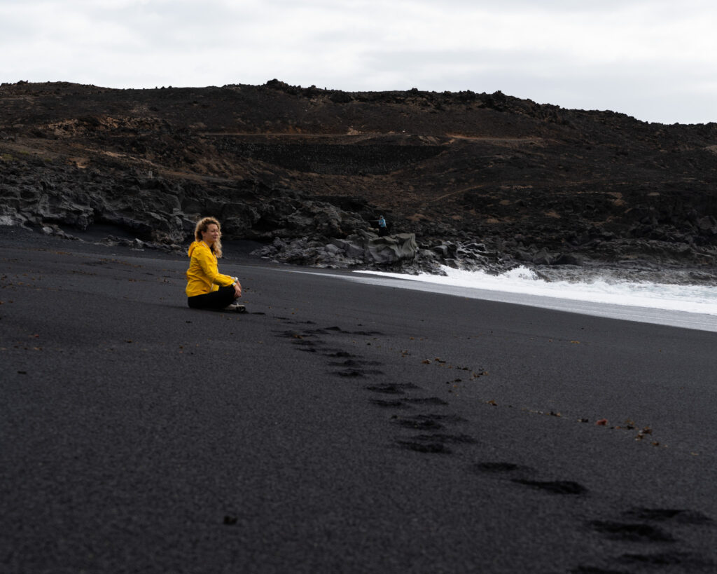 visitare lanzarote: playa de janubio