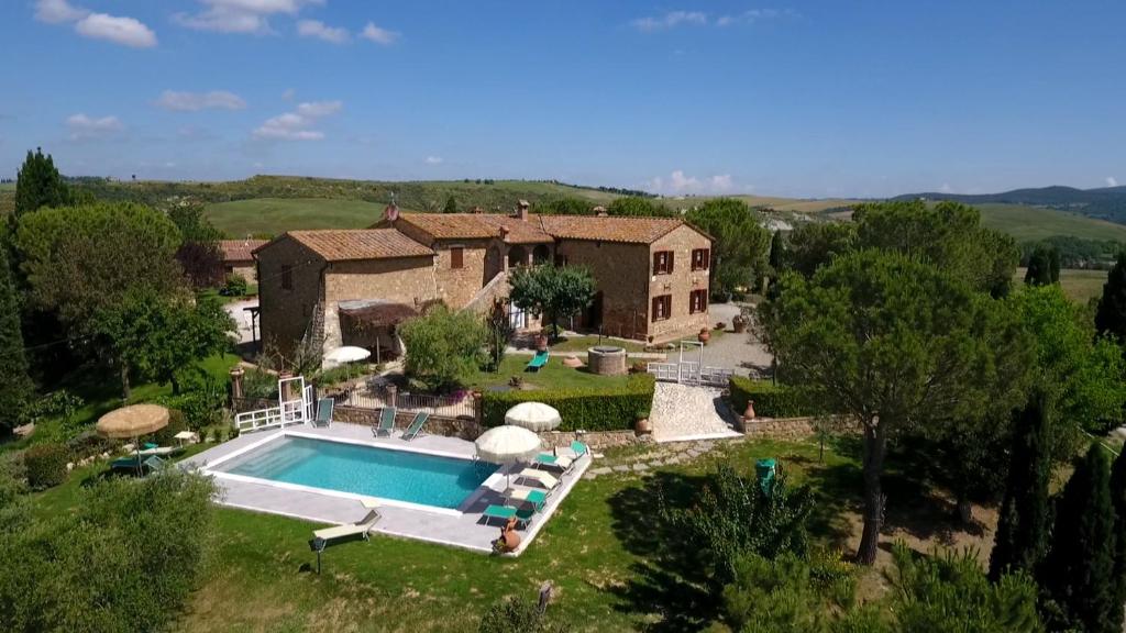 agriturismi con piscina in toscana
