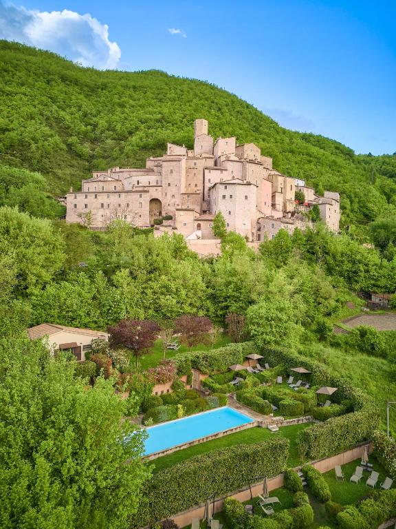 migliori agriturismi con piscina in umbria