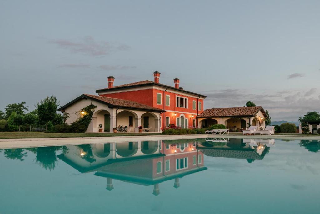 agriturismi con piscina sul lago di garda