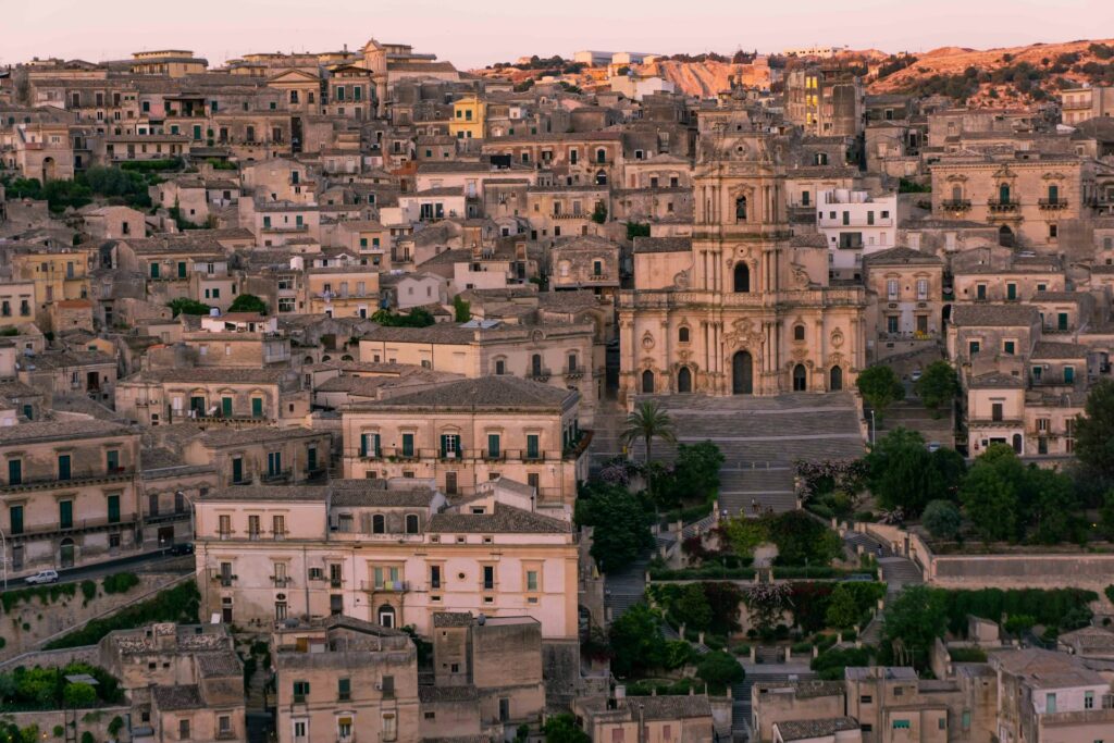 tour sicilia orientale 7 giorni: modica