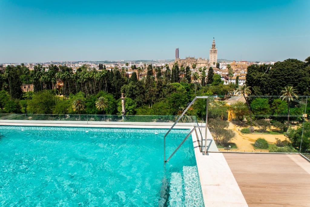 dove dormire a siviglia santa cruz